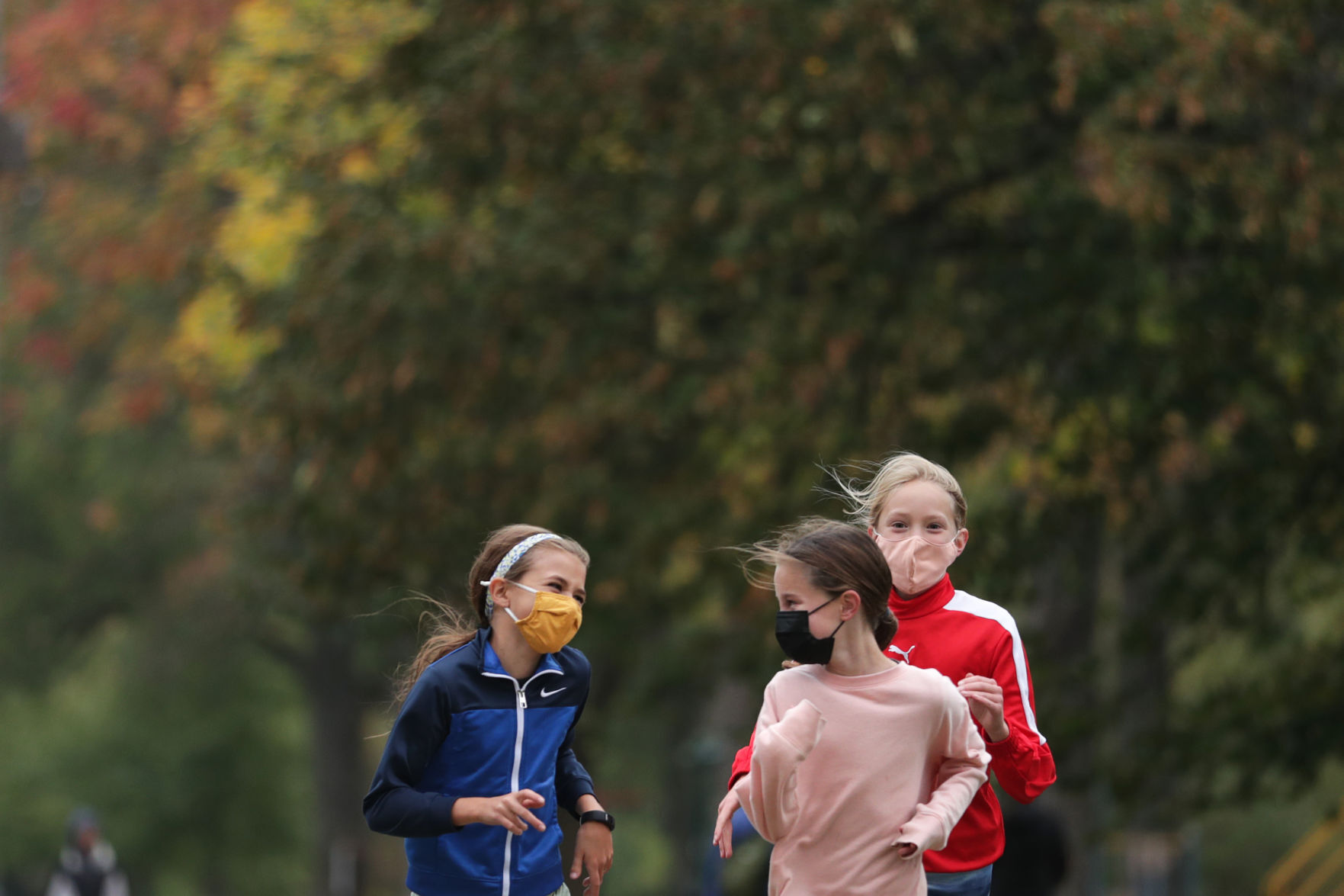 GIRLS ON THE RUN